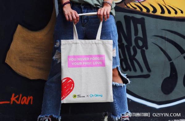 潮牌購(gòu)物手提袋加印定制  第4張